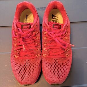 Nike air max. Women’s size 8